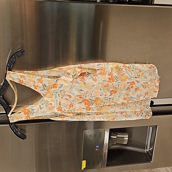 💕JACK BB DAKOTA💕 Sleeveless Blouse ~ Floral Print Small S NWOT - Picture 2 of 6